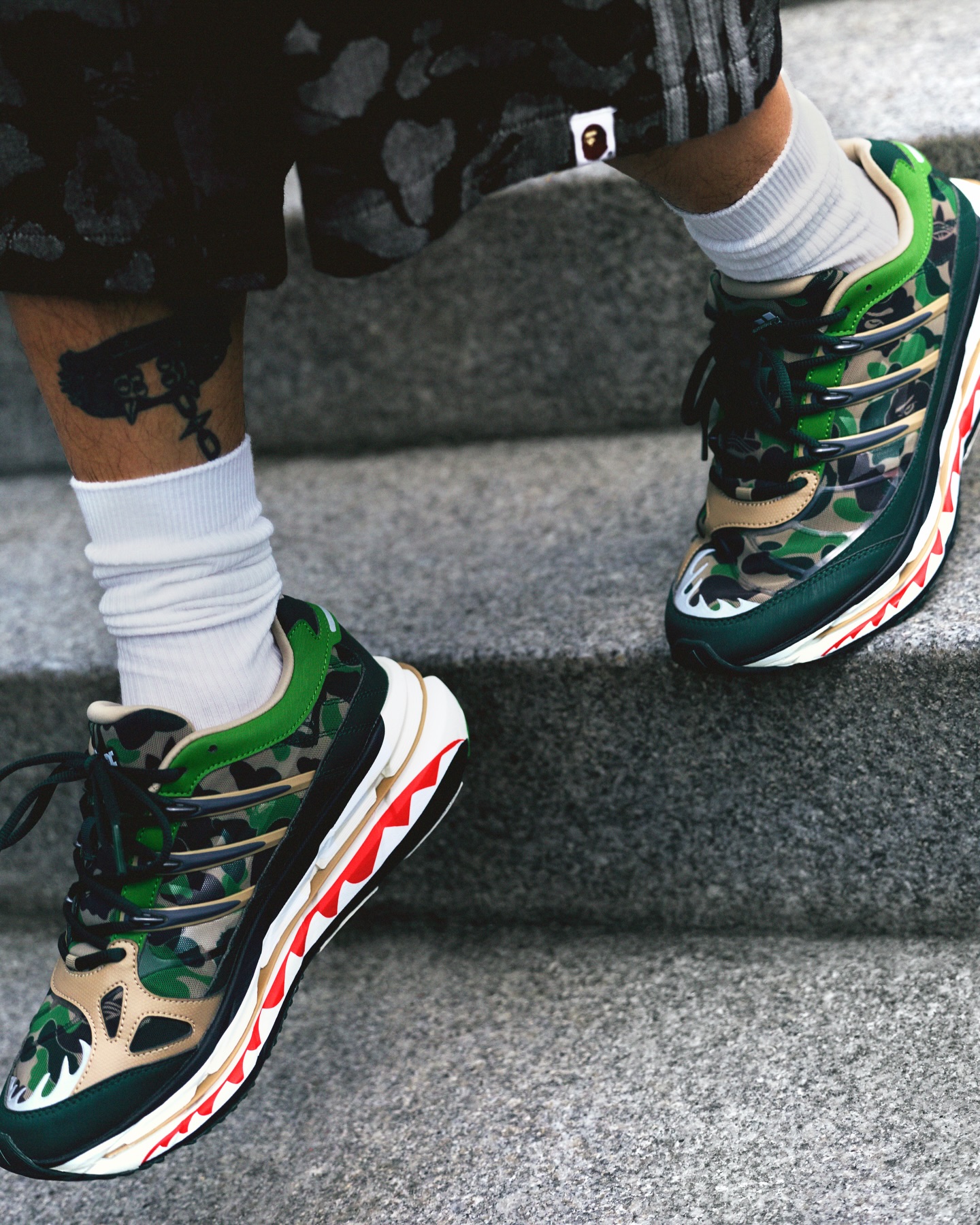 Adidas Originals e BAPE estão prontas para o jogo